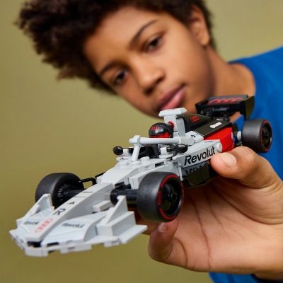 Masina de curse Audi Revolut F1 Team R26 77259 LEGO Speed Champions