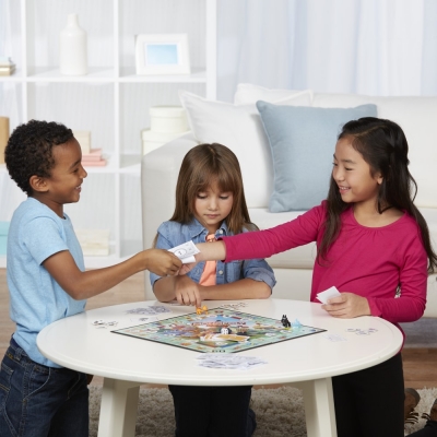 Joc de societate Monopoly Junior, limba romana, Hasbro
