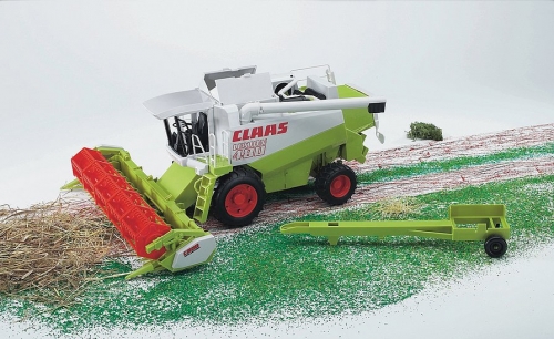 Jucarie Combina agricola Claas Lexion 480 Bruder