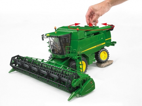 Jucarie Combina agricola John Deere T670i Bruder