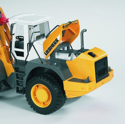 Jucarie Incarcator articulat Liebherr L574 Bruder 