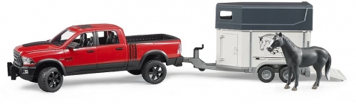 Set de joaca Masina de teren RAM 2500 cu remorca si cal Bruder