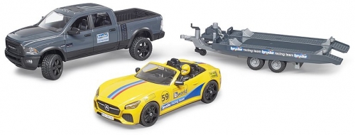 Set de joaca Masina de teren RAM 2500 si masina de curse Roadster Bruder