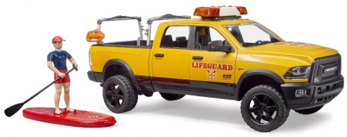 Jucarie Masina lifeguard RAM 2500 cu figurina si paca surf Bruder