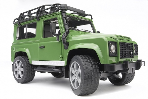 Jucarie Masina de teren Land Rover Defender Bruder