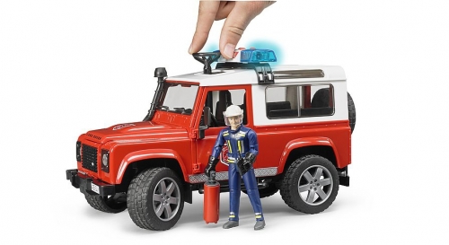 Jucarie Masina de pompieri Land Rover Defender si pompier Bruder