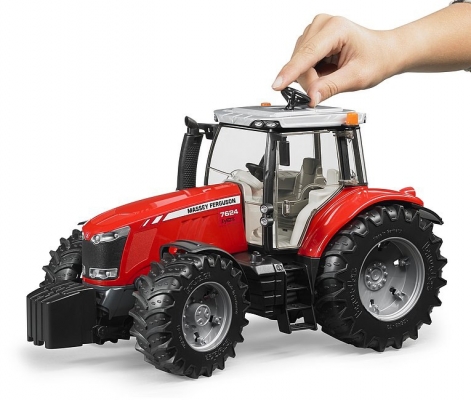 Jucarie Tractor Massey Ferguson 7624 Bruder