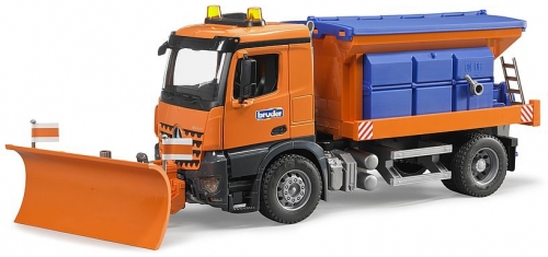 Jucarie Utilaj zapada Mercedes Benz Arocs cu plug Bruder 