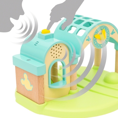 Statie de tren Mickey Mouse BRIO