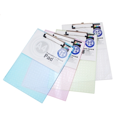 Clipboard A4, transparent, 318 x 225 x 2.7mm, diverse modele, M&G