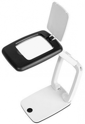 Lupa de masa cu iluminare LED