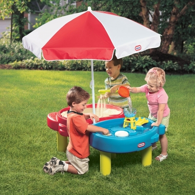 Masuta Pentru Nisip Si Apa Cu Umbreluta Little Tikes