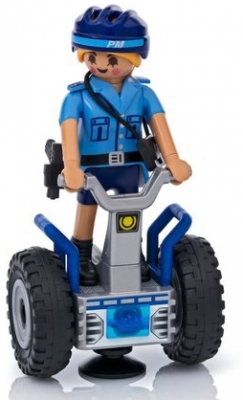 Politista cu masina de echilibru Police Playmobil