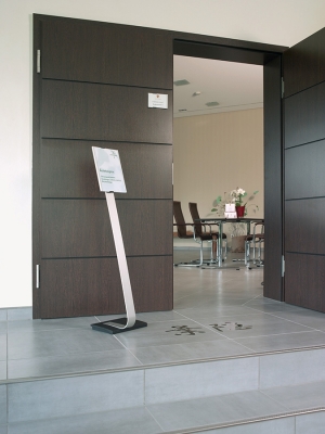 Stand cu panou de informatii Info Sign, A4, argintiu Durable 