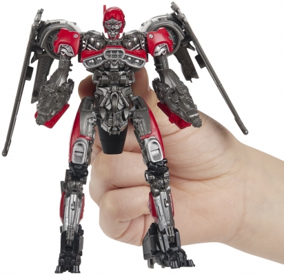 TRANSFORMERS GENERATIONS DELUXE ROBOT SHATTER HASBRO