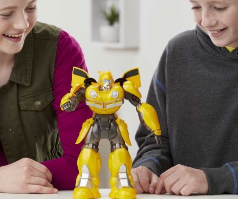 TRANSFORMERS BUMBLEBEE DJ CANTA SI DANSEAZA HASBRO