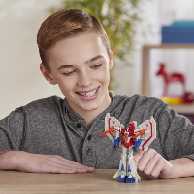 Figurina Transformers Cyberverse Robot Starscream Hasbro