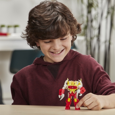 TRANSFORMERS ROBOT VEHICUL CYBERVERSE 1 STEP DECEPTICON REPUGNUS HASBRO