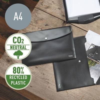 Mapa de protectie Leitz Recycle, cu capse, PP, partial reciclat, certificare Blue Angel, reciclabil, A4, 60 coli, negru