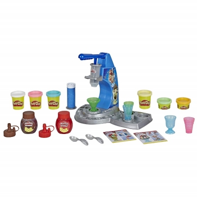 Super setul de inghetata cu topping Play-doh Hasbro
