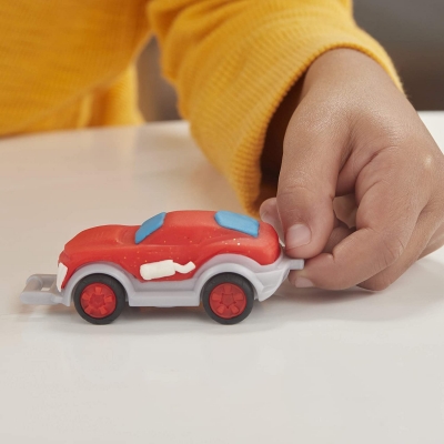 Masina de tractare Play-doh Hasbro