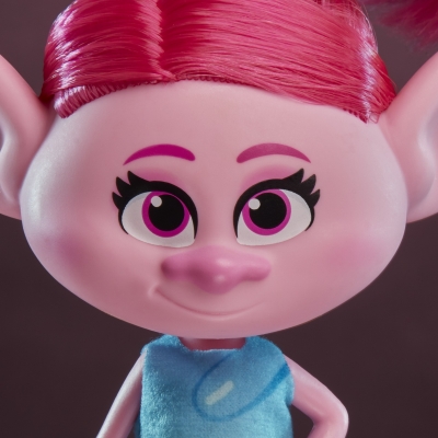 Figurina Trolls Fashion Poppy cu stil Hasbro