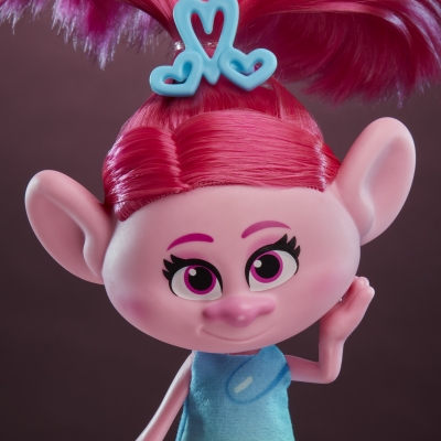 Figurina Trolls Fashion Poppy cu stil Hasbro