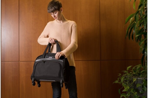 Geanta laptop Contour 2.0 Spinner Executive 15.6 inch Kensington