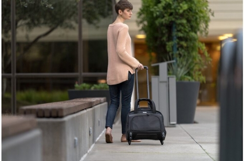 Geanta laptop Contour 2.0 Spinner Executive 15.6 inch Kensington