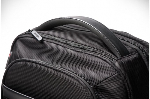 Rucsac ergonomic Contour 2.0 Executive pentru laptop 14 inch Kensington