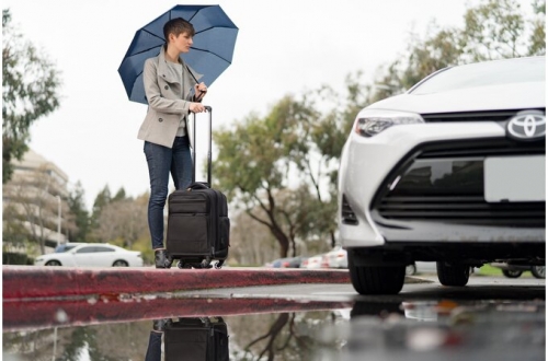 Geanta laptop Contour 2.0 Spinner Pro 17 inch Kensington