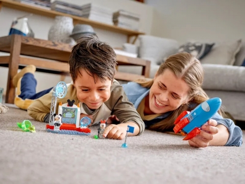 Racheta spatiala a lui Mickey Mouse si Minnie Mouse 10774 LEGO Disney 