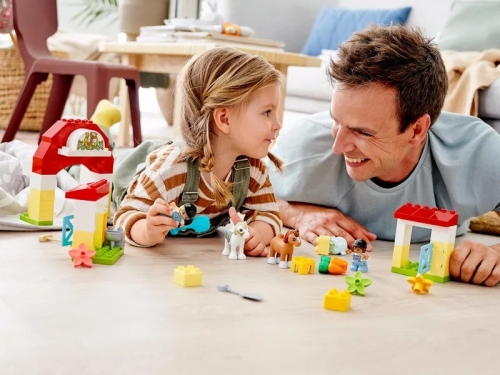 Grajdul cailor si al poneilor 10951 LEGO Duplo 