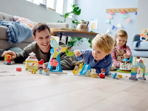 Parc de distractii 10956 LEGO Duplo 