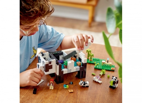 Refugiul ursilor panda 21245 LEGO Minecraft 