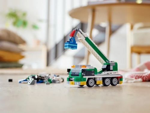 Transportor de masini de curse 31113 LEGO Creator 