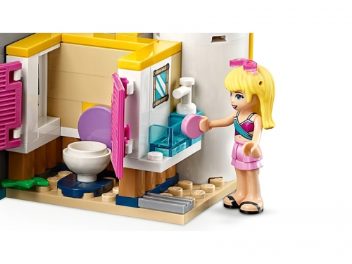 Petrecerea la piscina a Andreei 41374 LEGO Friends