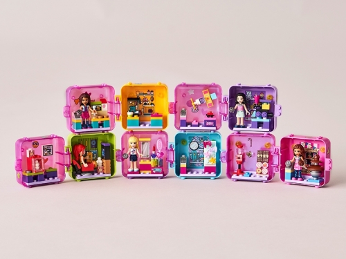 Cubul de joaca si cumparaturi al Andreei 41405 LEGO Friends