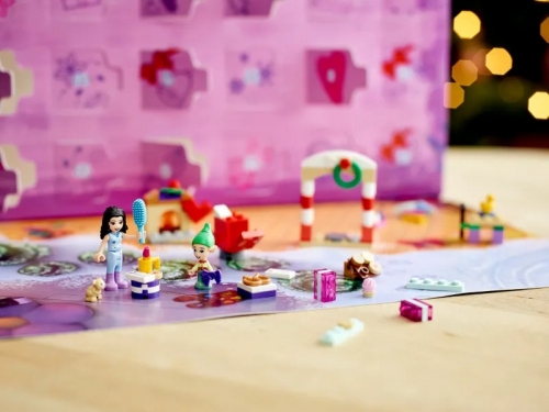 Calendar de Craciun 41420 LEGO Friends 