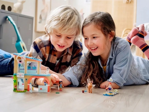Clinica veterinara din Heartlake 41446 LEGO Friends 