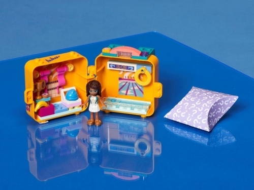 Clubul de inot al Andreei 41671 LEGO Friends
