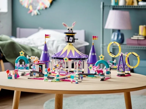 Montagne russe magic in parcul de distractii 41685 LEGO Friends 