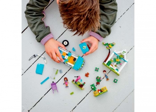 Masina de plantat copaci 41707 LEGO Friends 