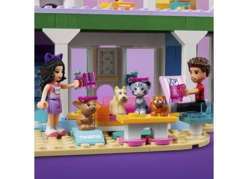 Centrul de ingrijire a animalelor 41718 LEGO Friends 