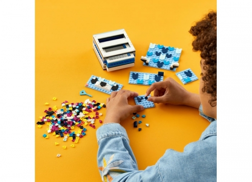 Sertar creativ cu animale 41805 LEGO DOTS 