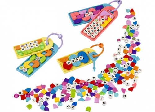 Mega pachet de brelocuri cu mesaj 41949 LEGO Dots 