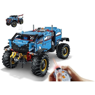 Camion de remorcare 6 x 6 42070 LEGO Technic