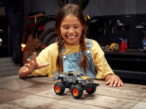 Monster Jam Max-D 42119 LEGO Technic 