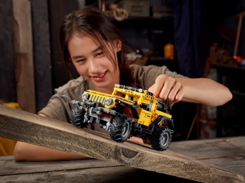 Jeep Wrangler 42122 LEGO Technic