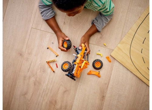 Monster Jam El Toro Loco 42135 LEGO Technic 